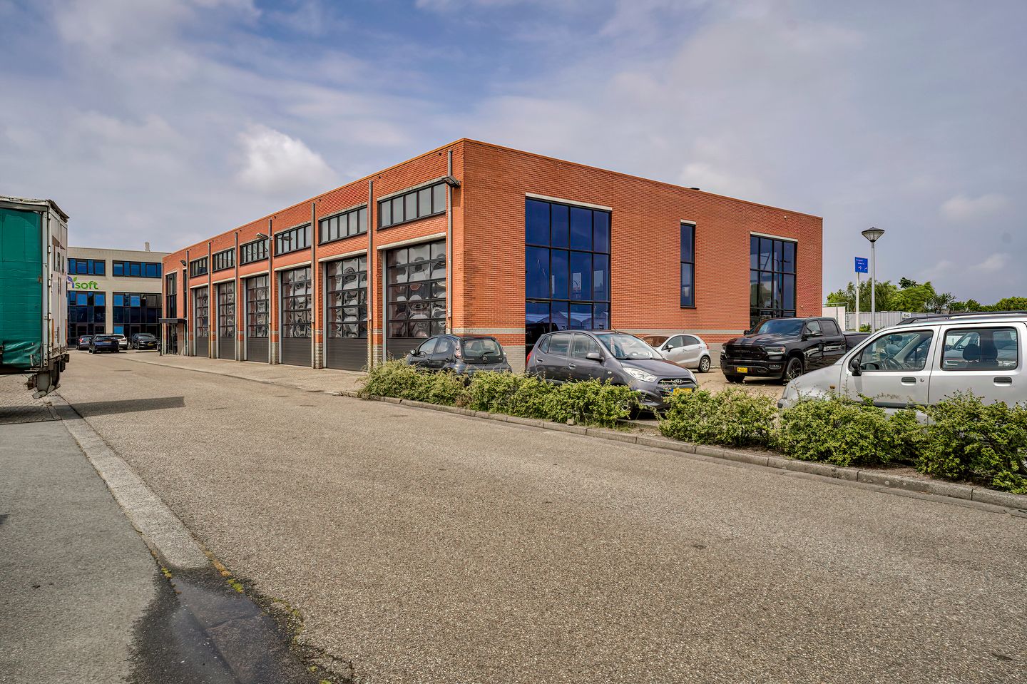 View photo 3 of Laan van Verhof 10-A