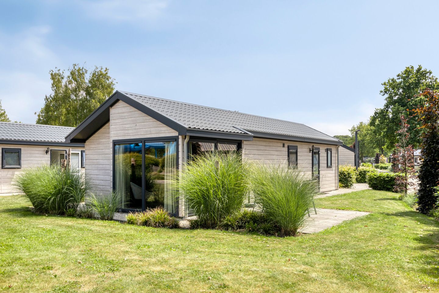 Foto 1 van van Haestrechtstraat 24-232