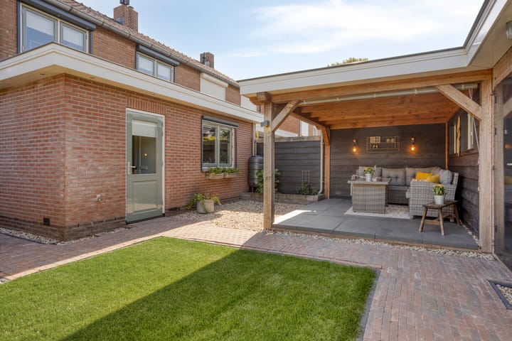 Foto 33 van Graaf van Hornelaan 34