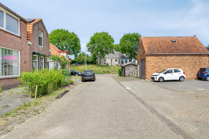 Foto 3 van Achter de Kerk 3