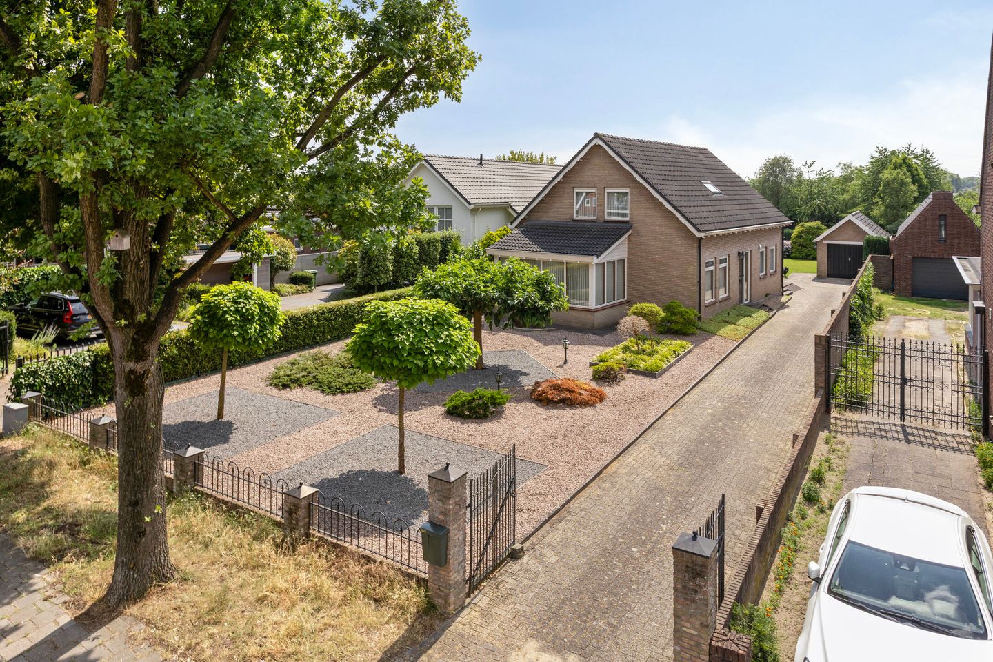 Photo 1 of Heer en Beekstraat 17