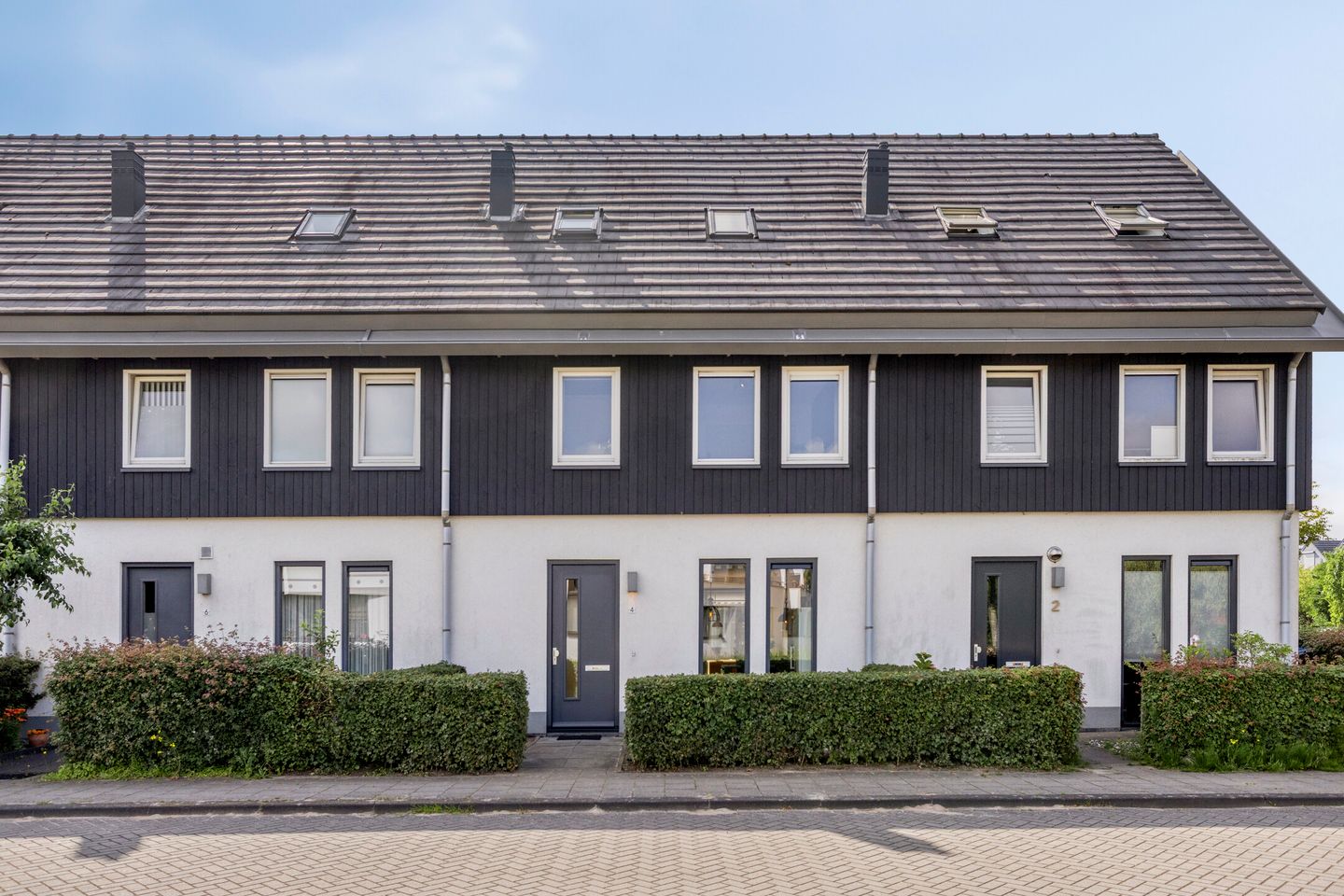 Foto 1 van Chris Lebeaustraat 4