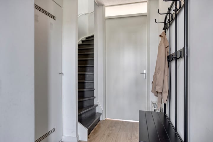 Foto 12 van Chris Lebeaustraat 4