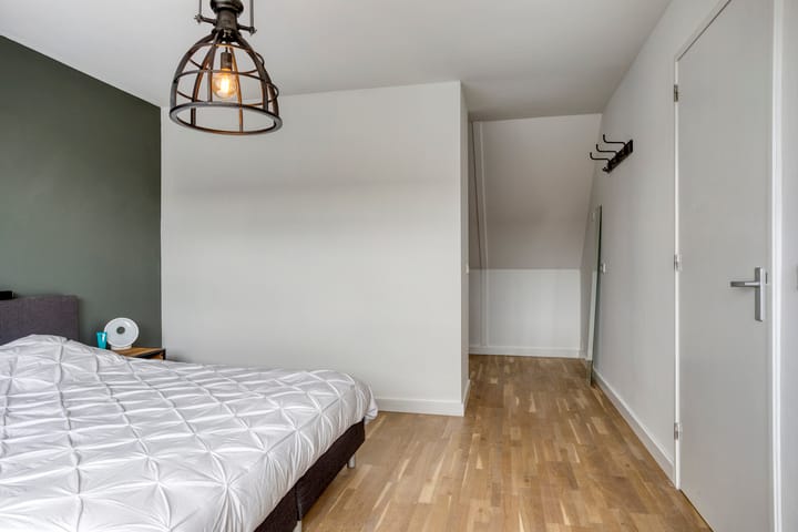 Foto 24 van Chris Lebeaustraat 4