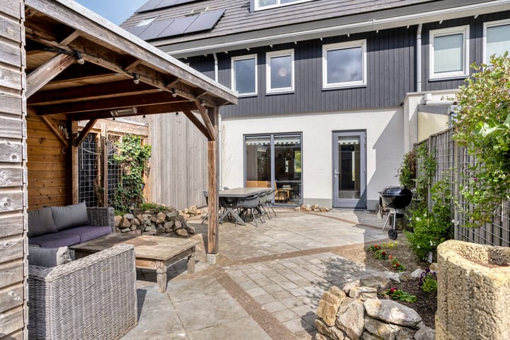 Foto 30 van Chris Lebeaustraat 4