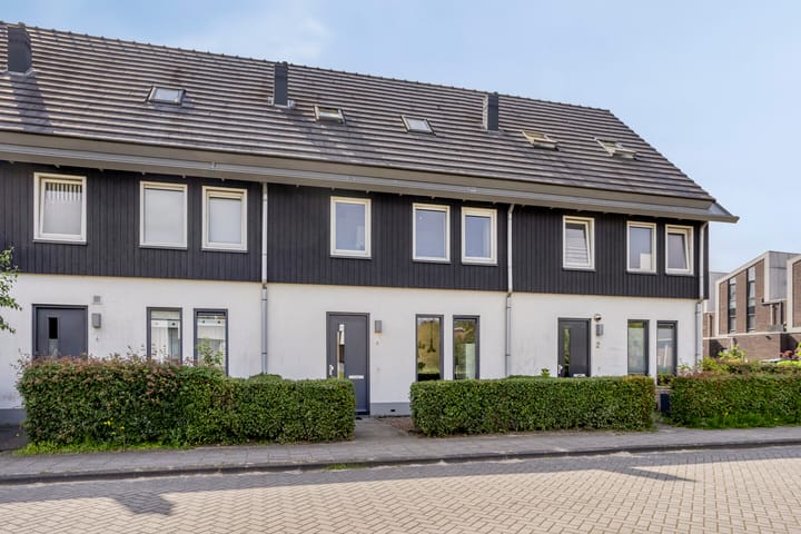 Foto 32 van Chris Lebeaustraat 4