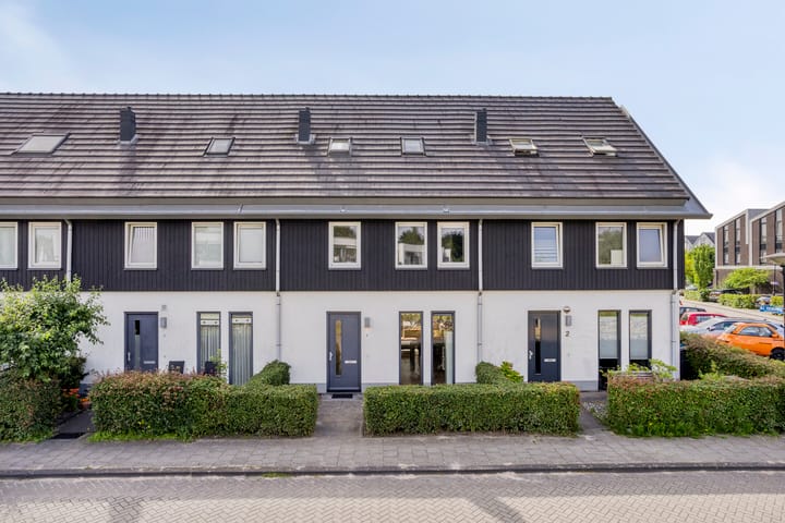 Foto 33 van Chris Lebeaustraat 4