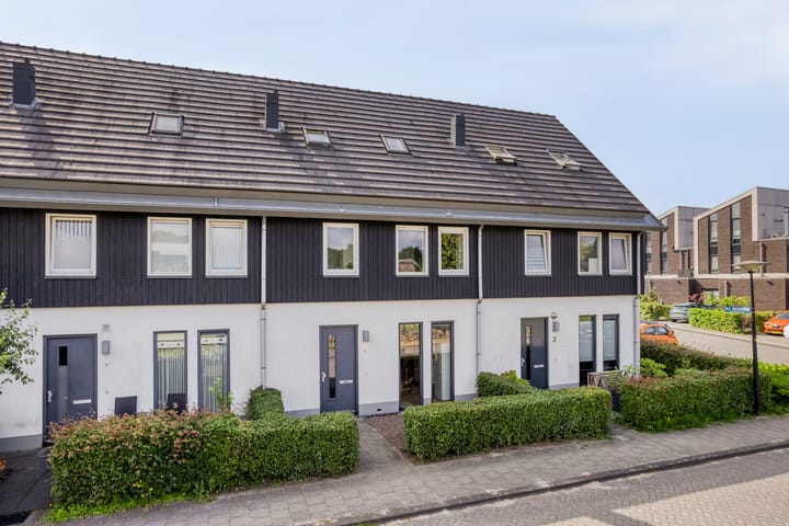 Foto 34 van Chris Lebeaustraat 4