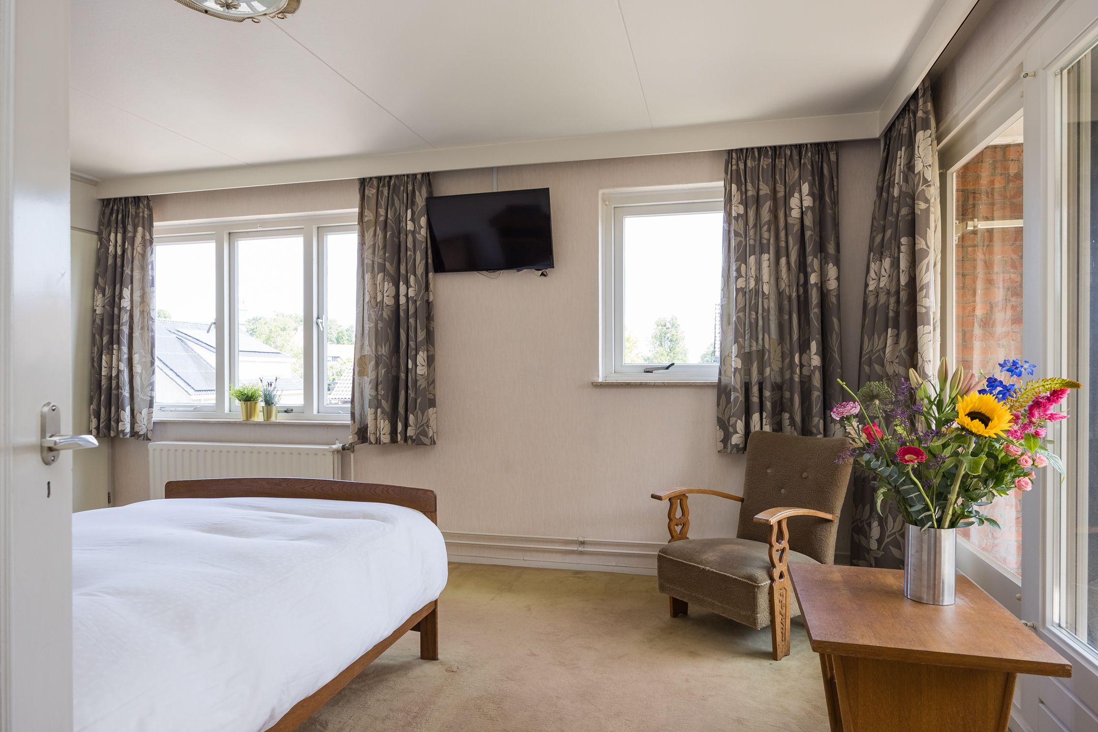 Foto 15 van Oldenzaalsestraat 8