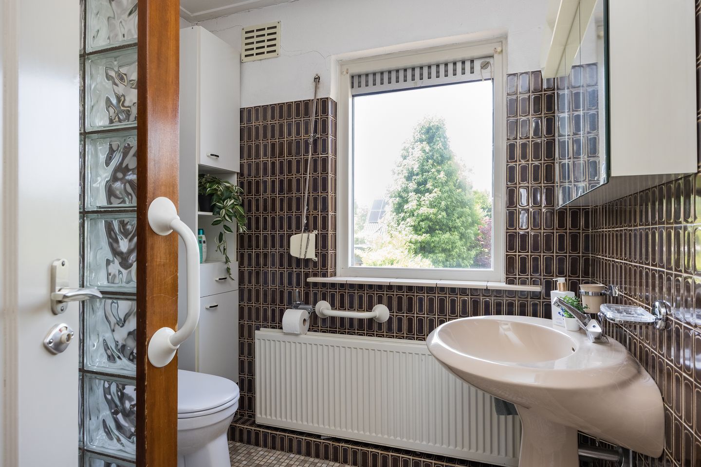 Foto 20 van Oldenzaalsestraat 8