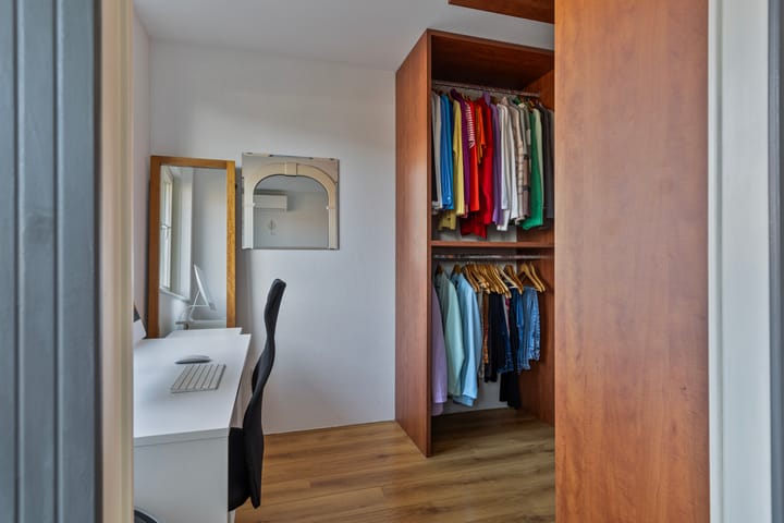 Foto 23 van Bernard Canterstraat 19