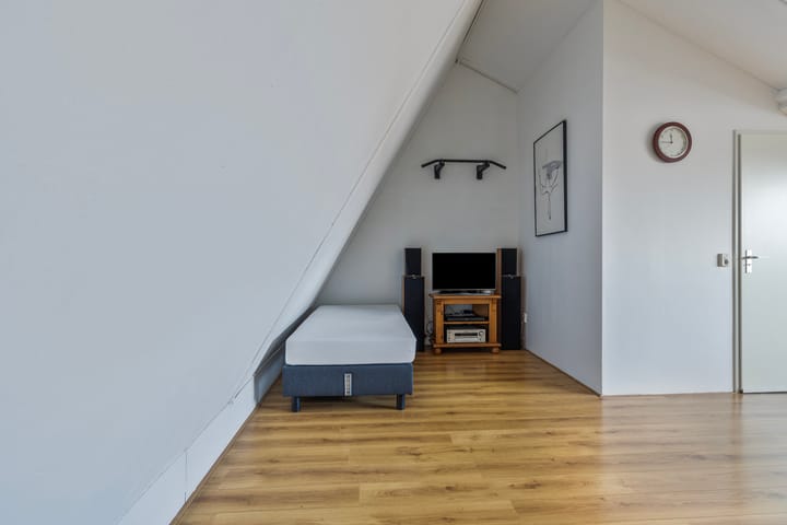 Foto 30 van Bernard Canterstraat 19