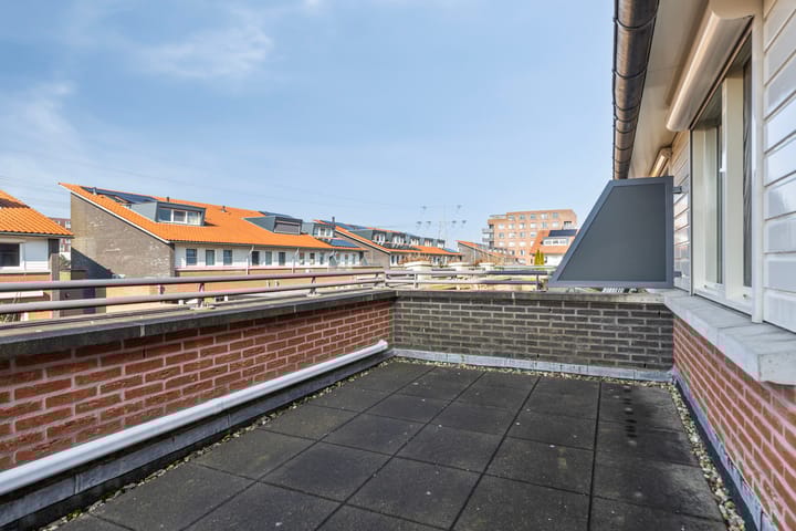 Foto 35 van Bernard Canterstraat 19