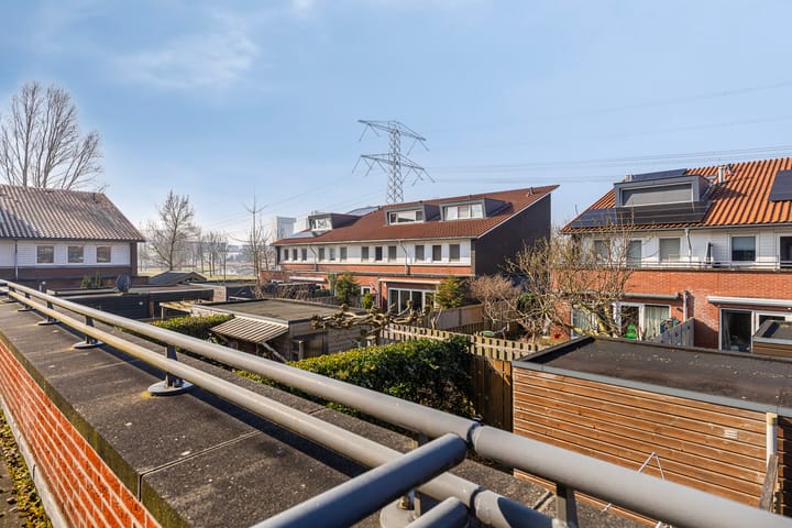 Foto 37 van Bernard Canterstraat 19