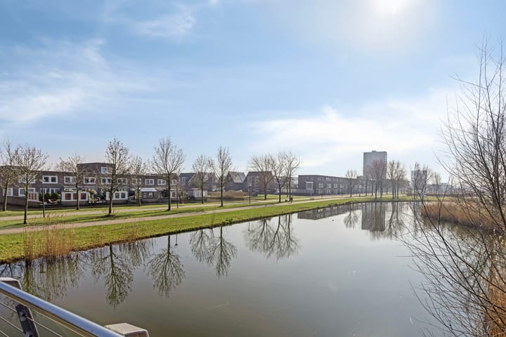 Foto 39 van Bernard Canterstraat 19