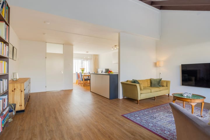 Foto 21 van Taniaburg 3