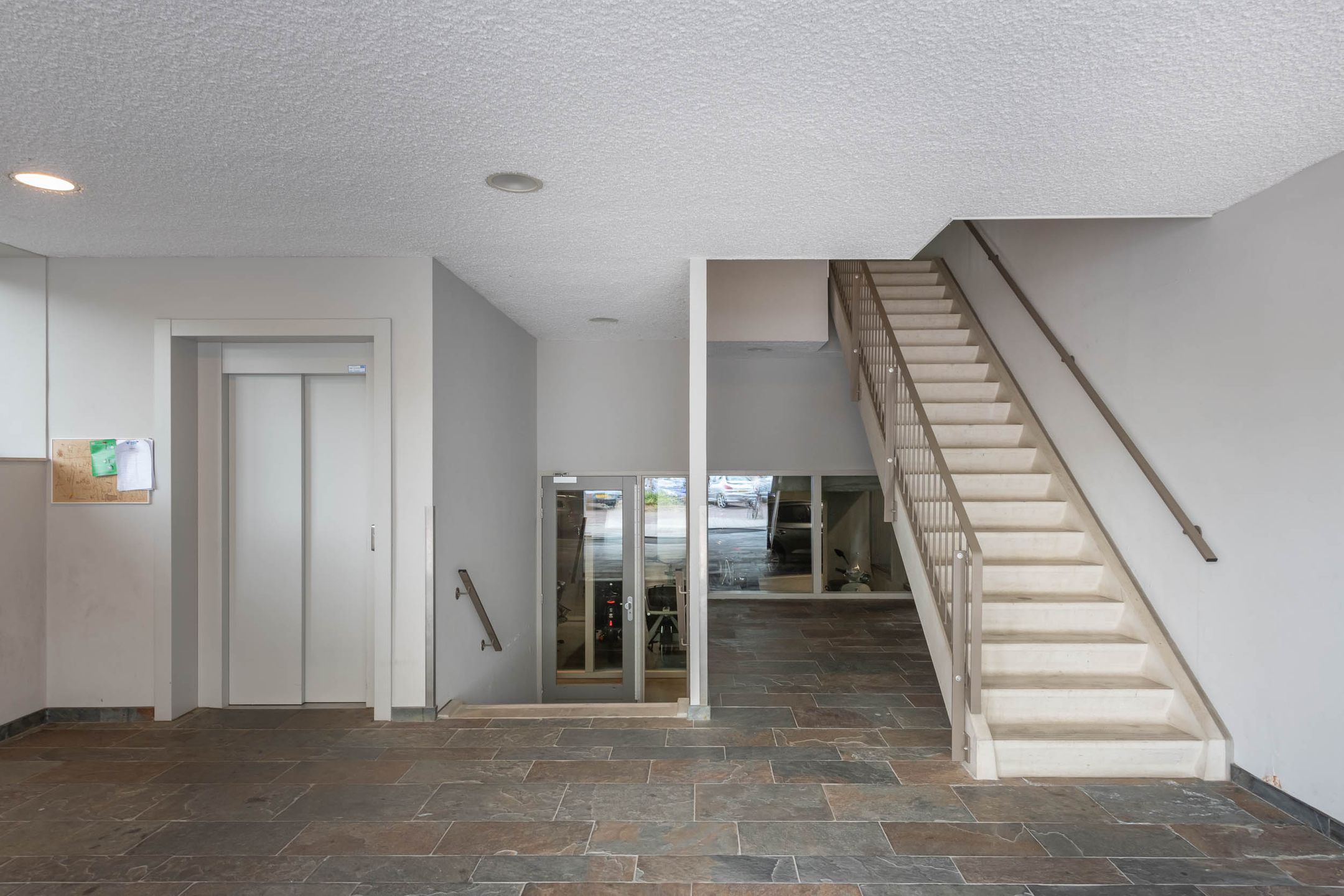 Foto 36 van Maassluisstraat 65-F