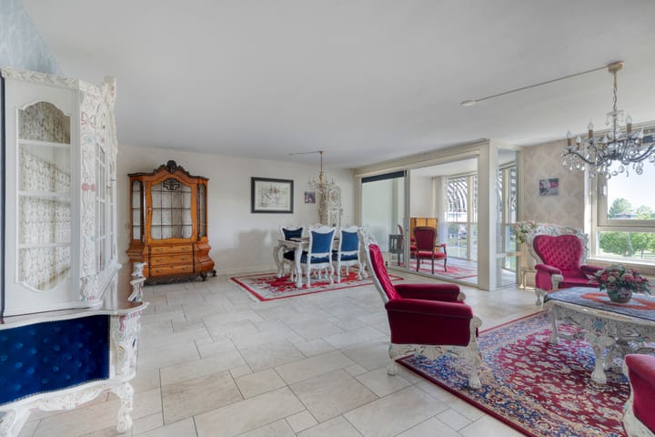 Foto 4 van Serenadelaan 107