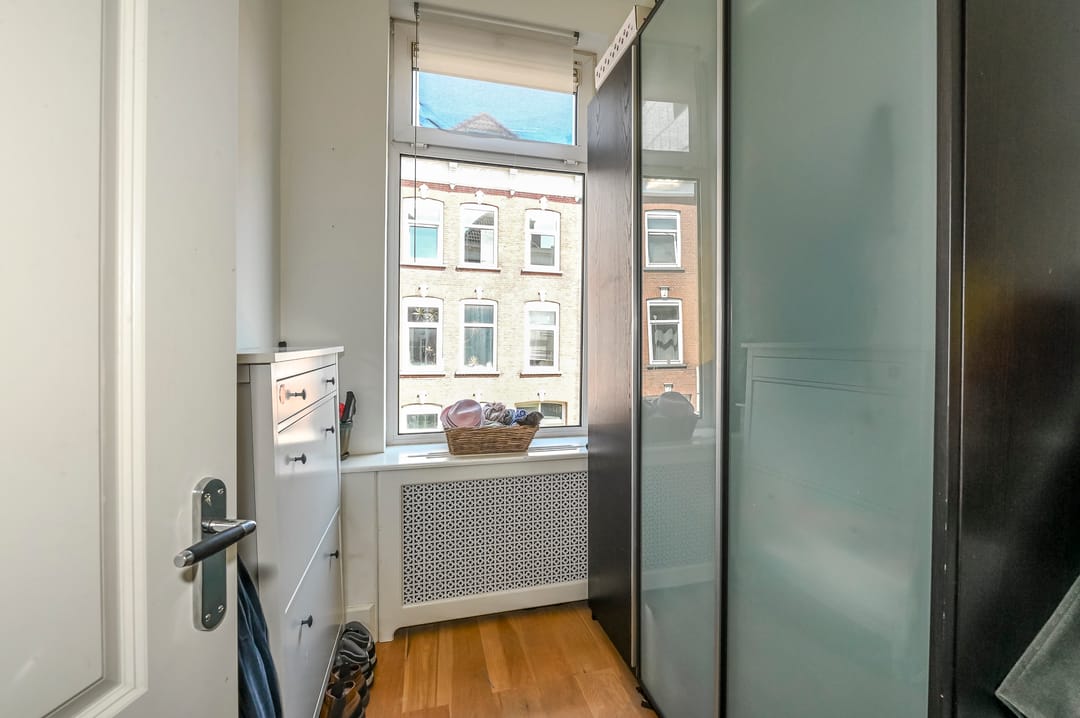 Photo 11 of Van Brakelstraat 94