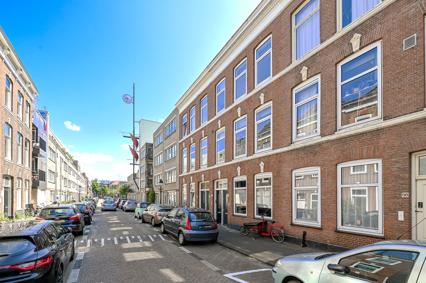 Photo 64 of Van Brakelstraat 94