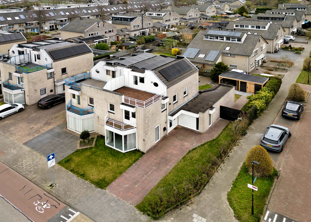 Foto 1 van Gibbon 17