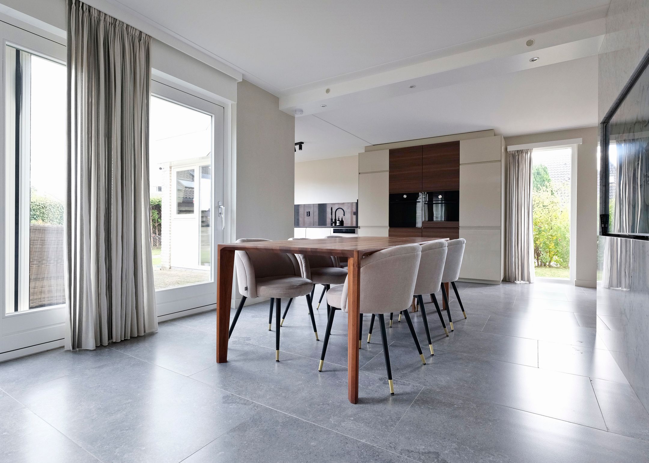 Foto 6 van Gibbon 17