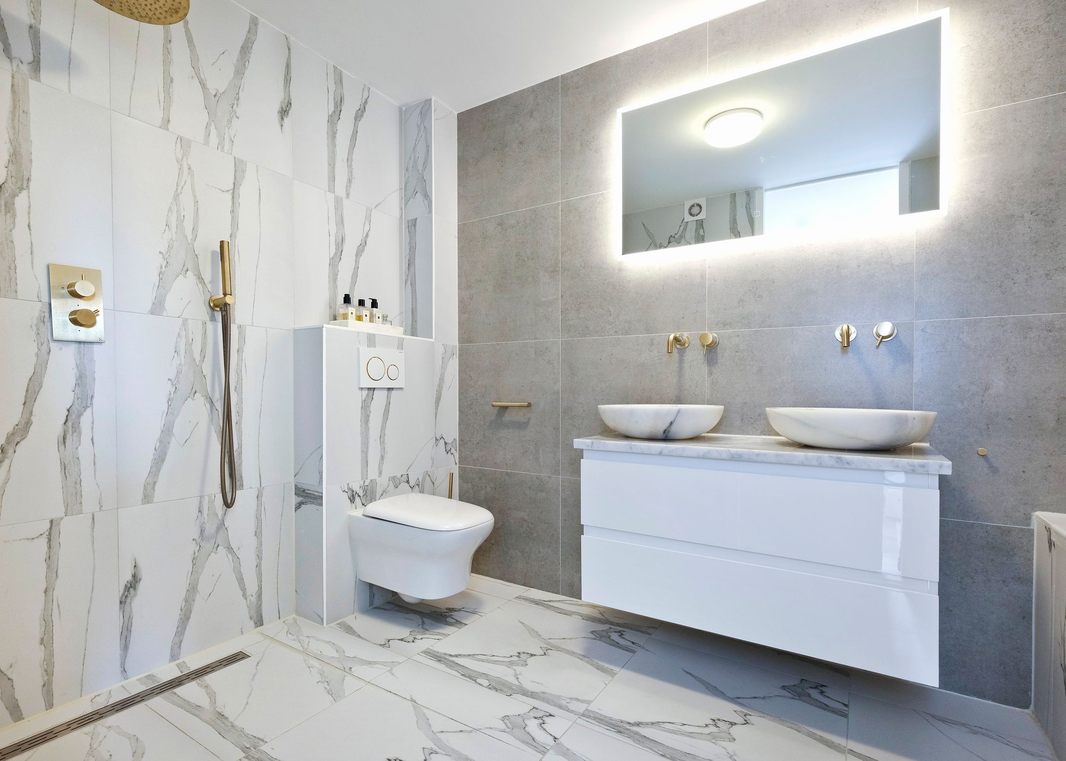 Foto 24 van Gibbon 17