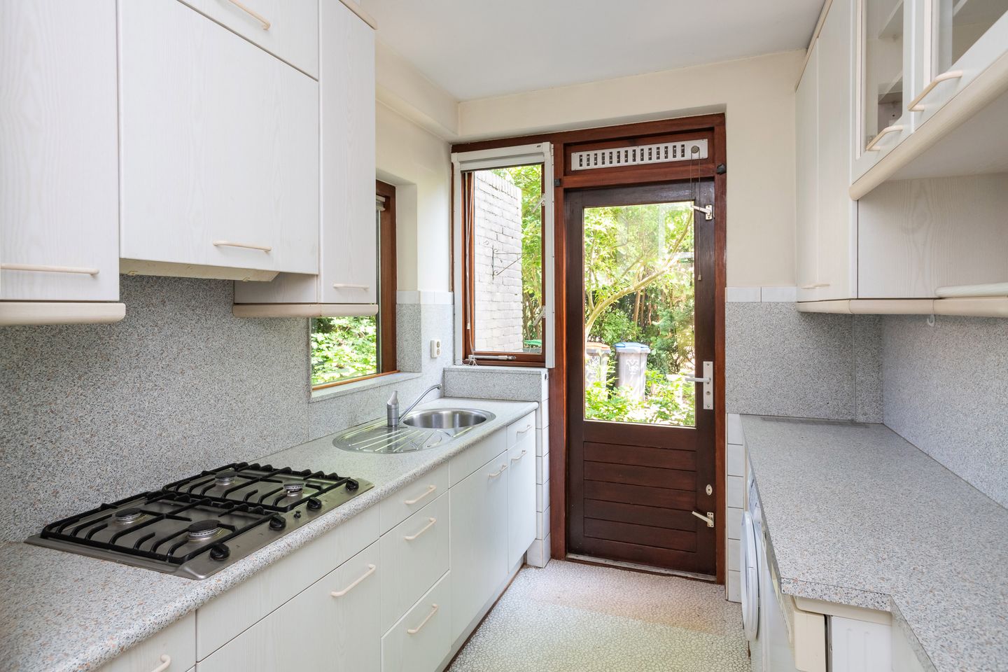 Foto 10 van Klaproos 31