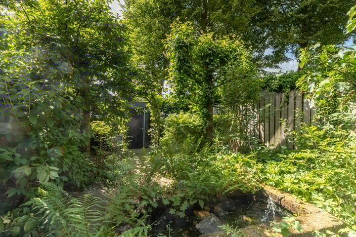 Foto 36 van Drietrompetterstraat 10