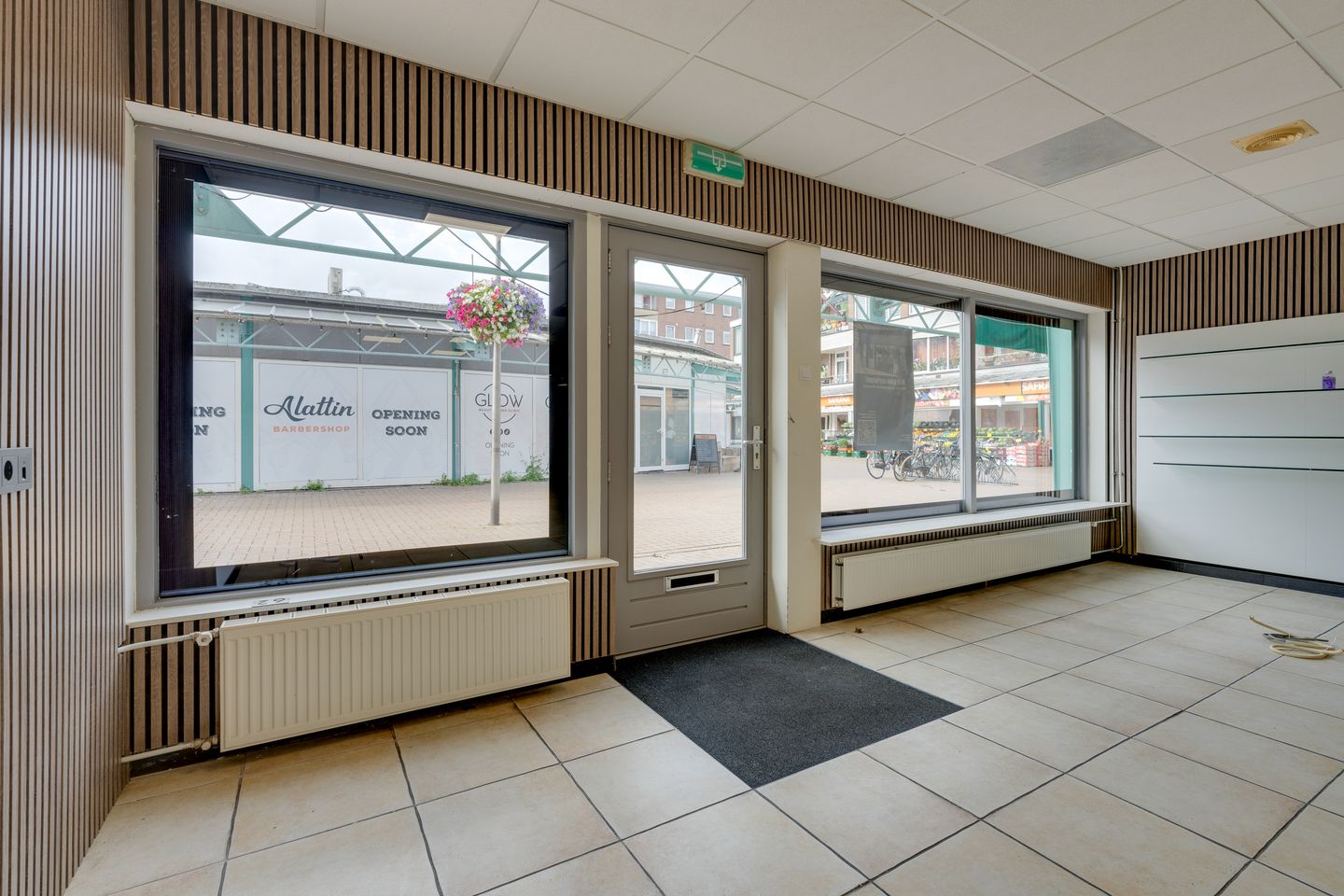 Bekijk foto 4 van Wormerplein 62