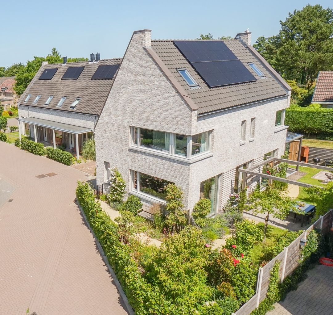 Foto 1 van Idenslaan 8-E