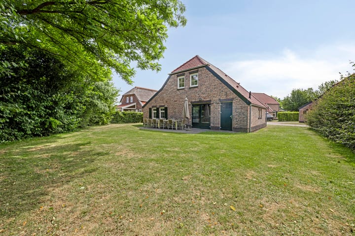 Foto 23 van Buitenhof de Leistert 71