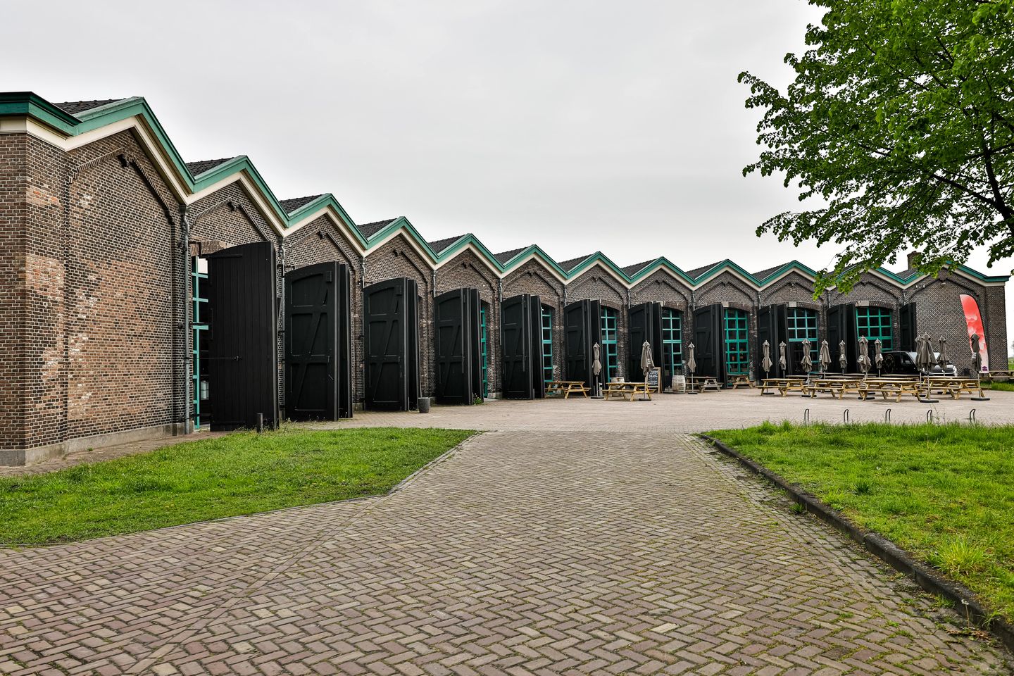 Bekijk foto 3 van Oudezijl 1