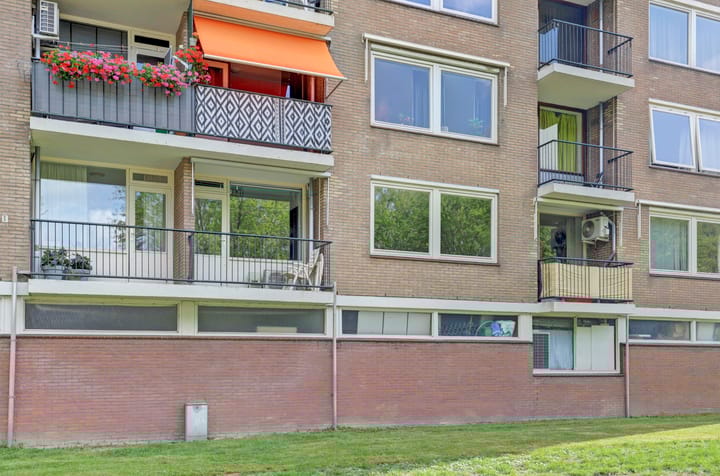 Foto 34 van Jacob van Ruysdaelstraat 38