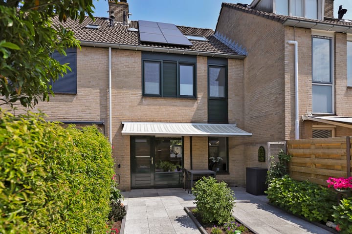 Foto 2 van Pluutwerf 22