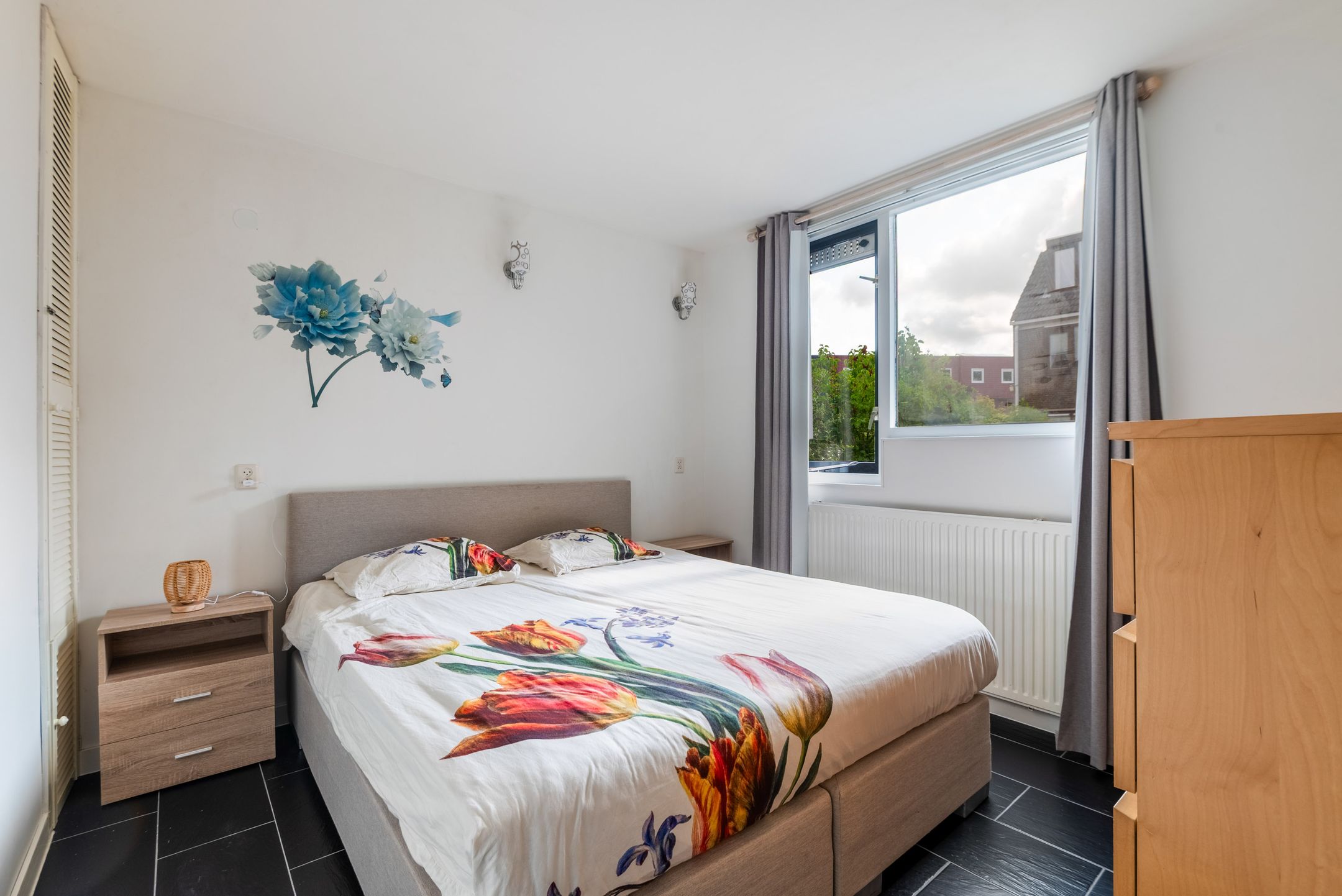 Foto 3 van Moerbeigaarde 8