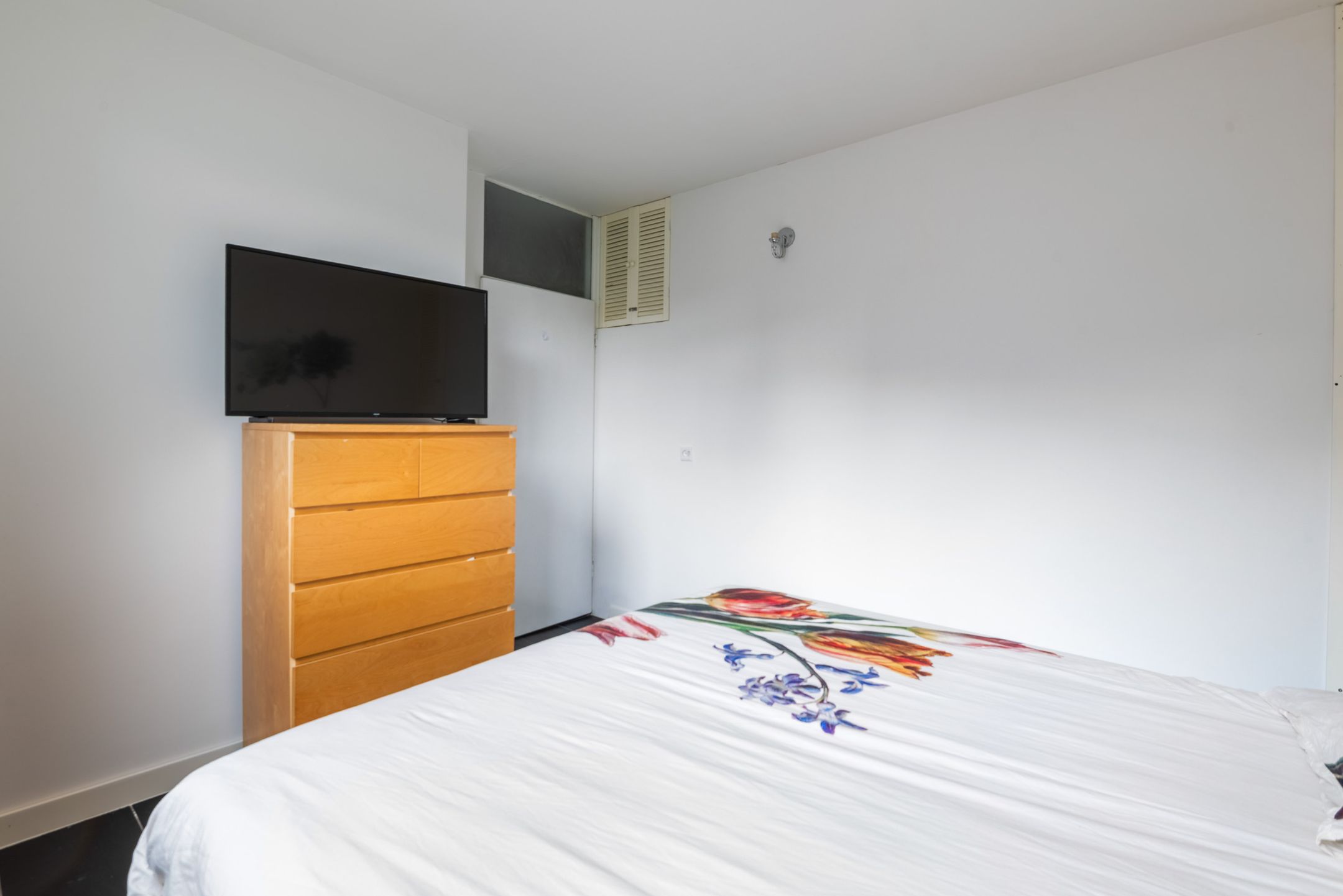 Foto 12 van Moerbeigaarde 8