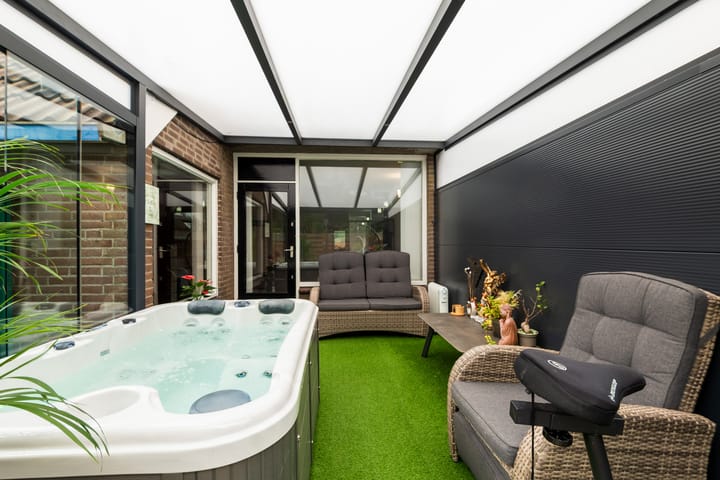 Foto 26 van Moerbeigaarde 8