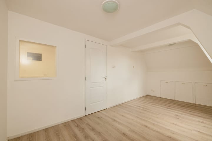 Foto 32 van Obrechtstraat 13-A