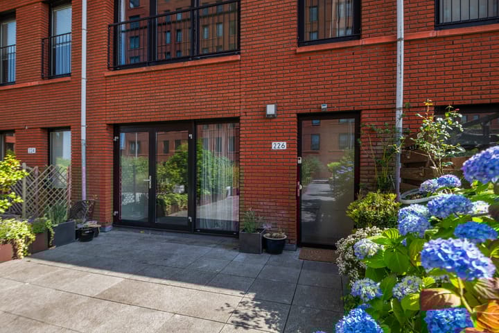 Foto 8 van Simon Carmiggelthof 226