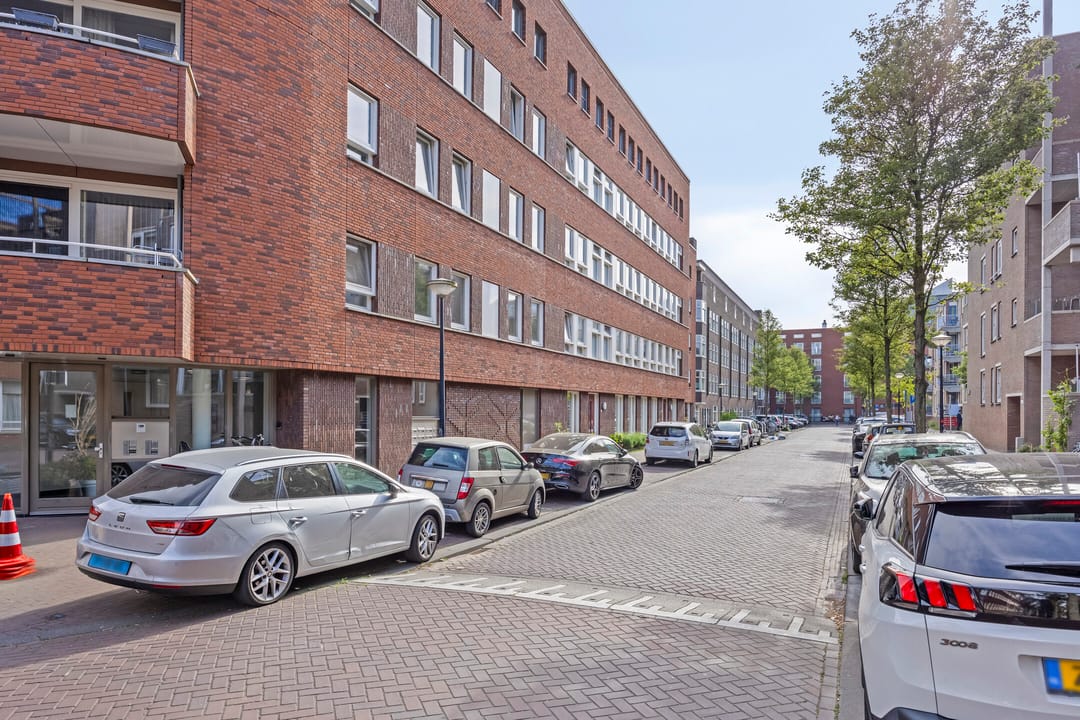 Photo 38 of Ombilinstraat 26