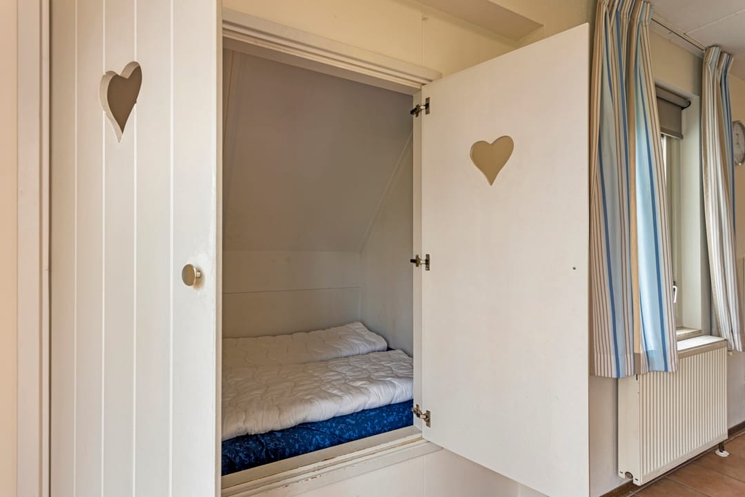 Foto 8 van Zwembadweg 2-W44