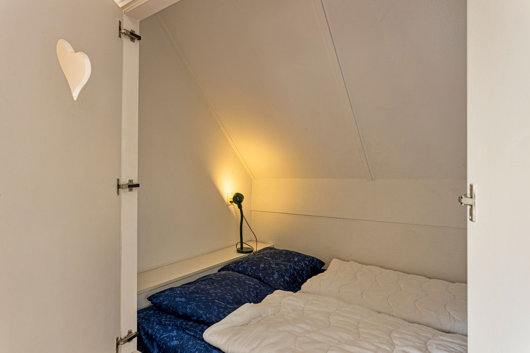 Foto 9 van Zwembadweg 2-W44