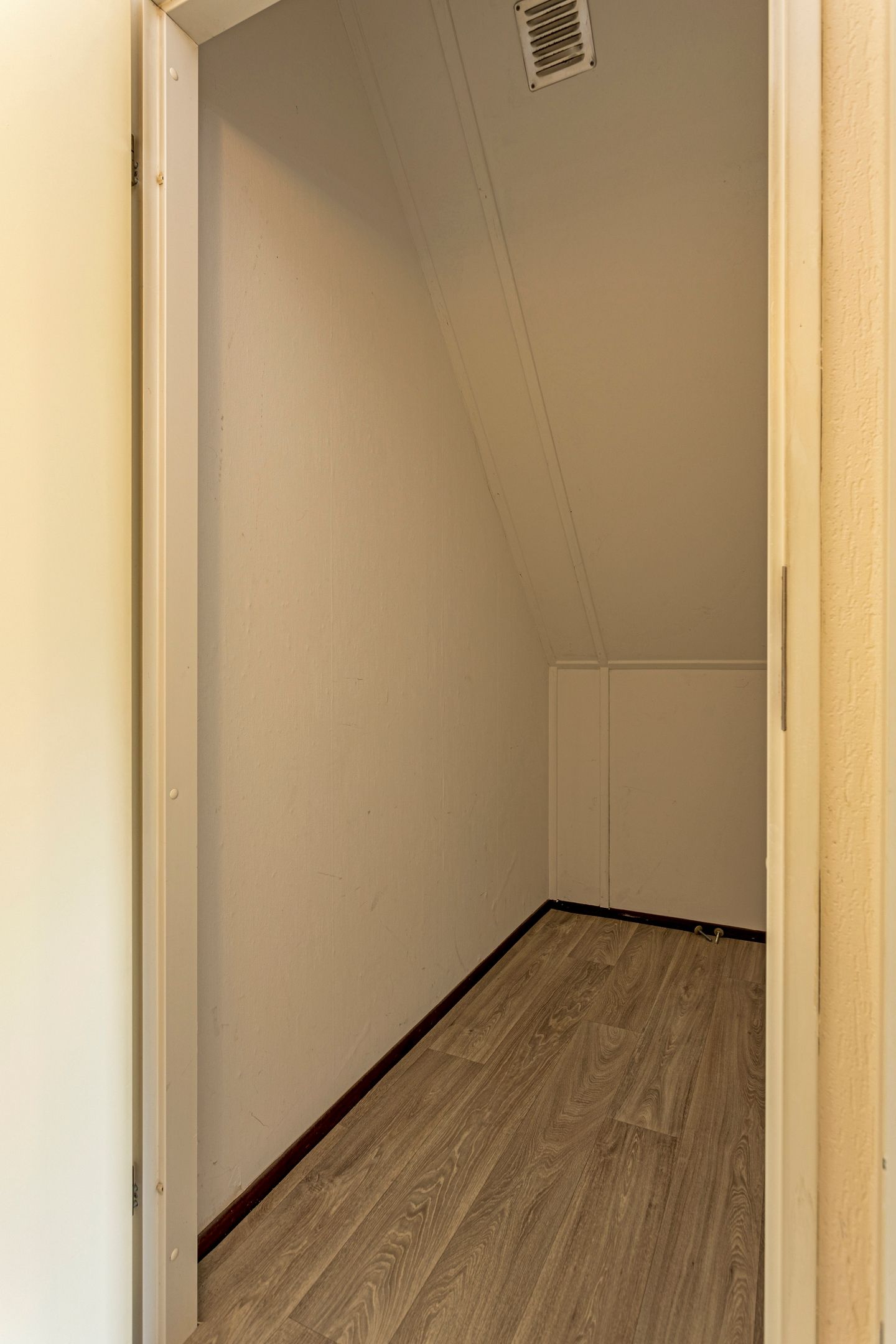 Foto 24 van Zwembadweg 2-W44