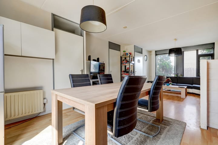 Foto 15 van Wijnruit 13