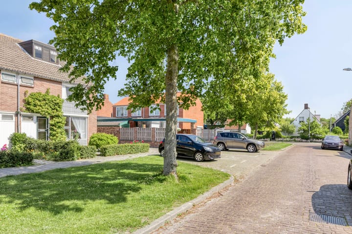 Foto 40 van E.D. van den Broeckestraat 25