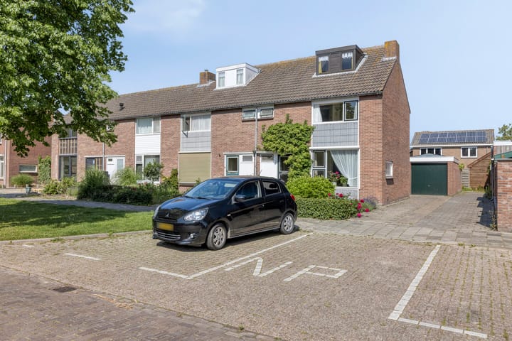 Foto 42 van E.D. van den Broeckestraat 25