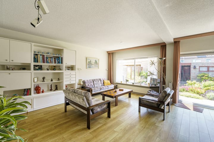 Foto 2 van Sytwinde 157