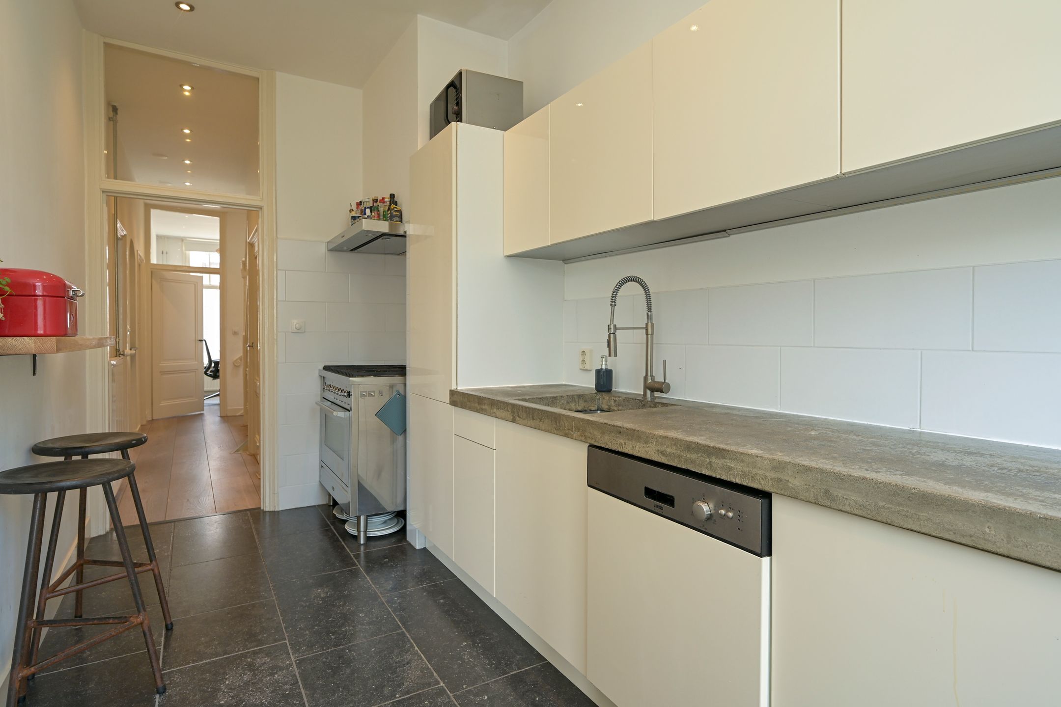 Foto 12 van Van Loostraat 50