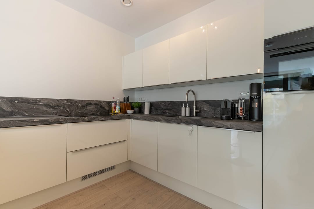 Photo 13 of Dudokstraat 42